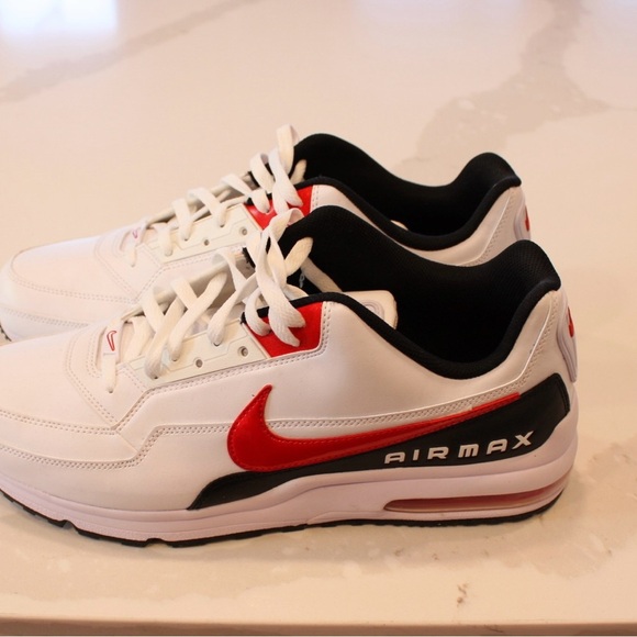 Nike Air Max White and Red Sneakers - Picture 4 of 7